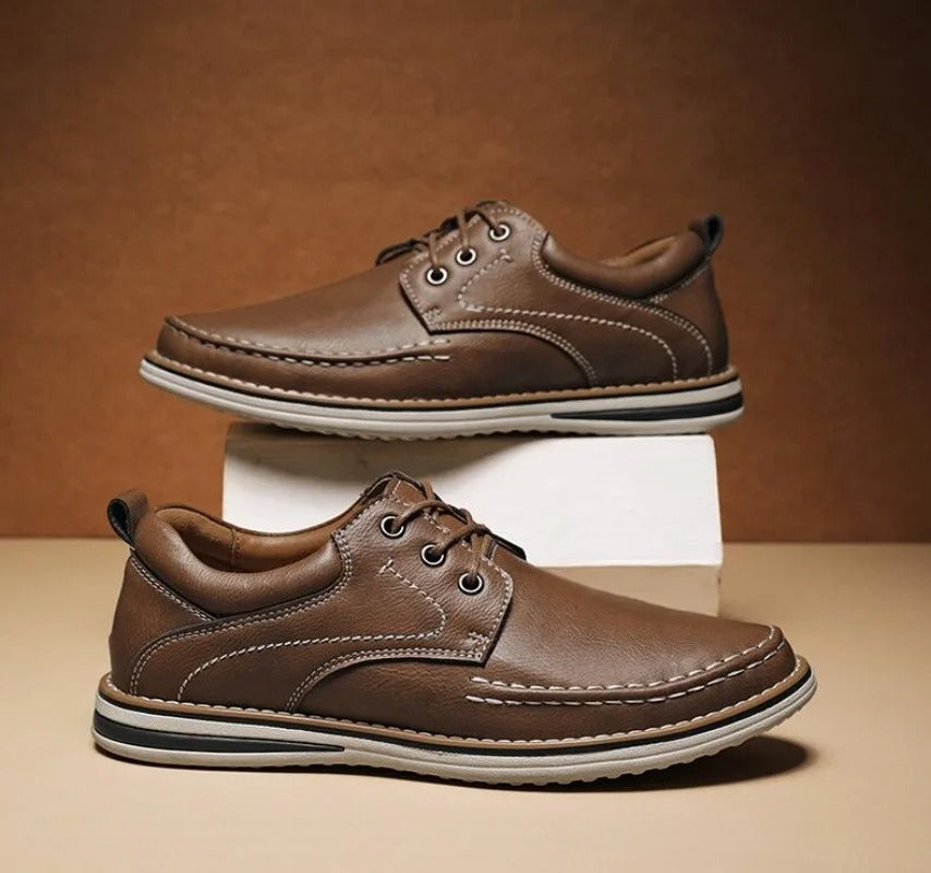 Cowhide Leather Oxford Shoes with Contrast Stitching