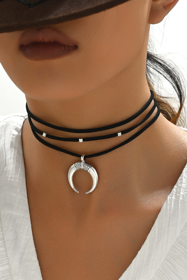 Statement Ladies Temperament Necklace