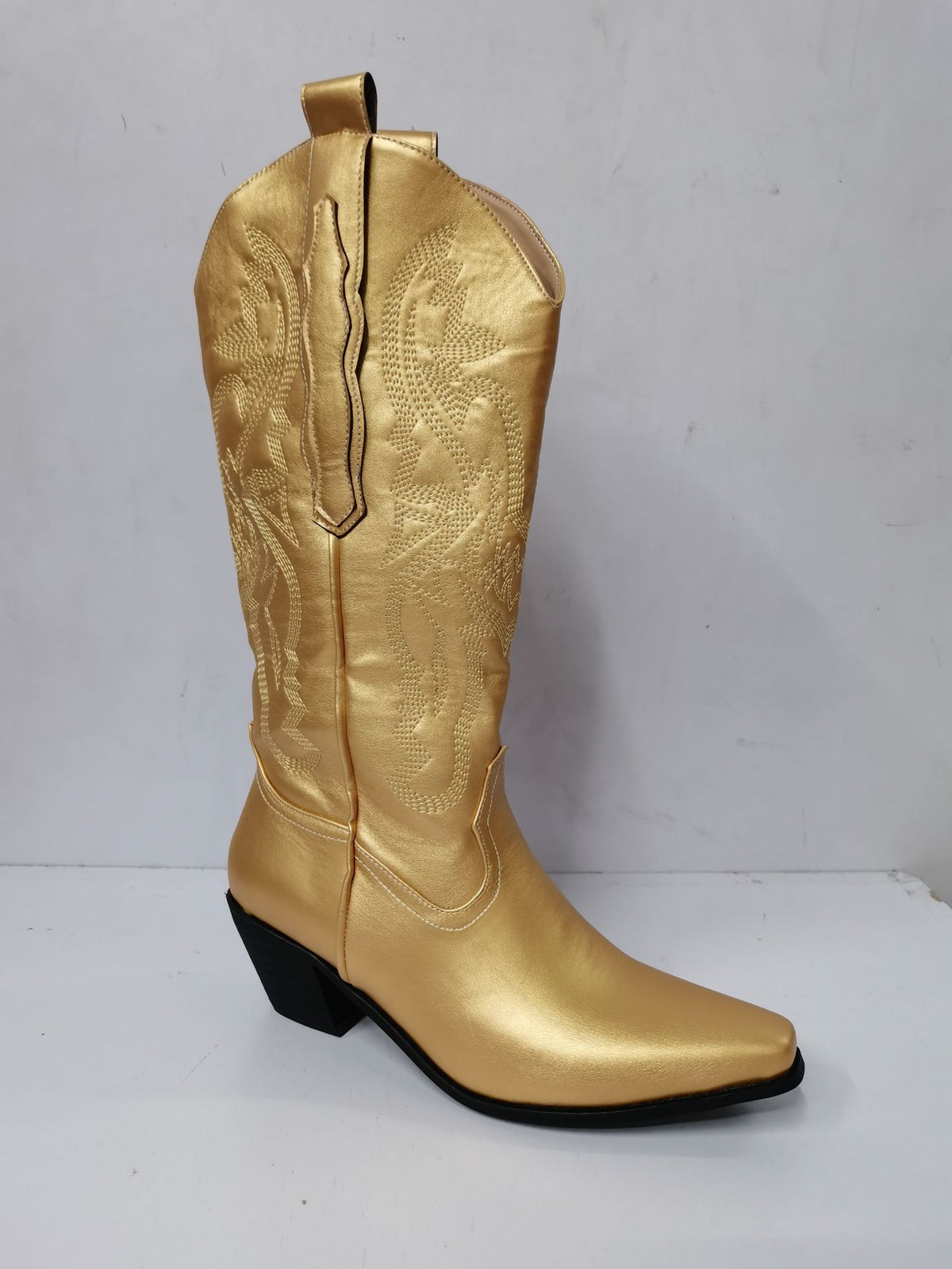 Modern Embroidered Pointed Toe Thick Heel Western Boots