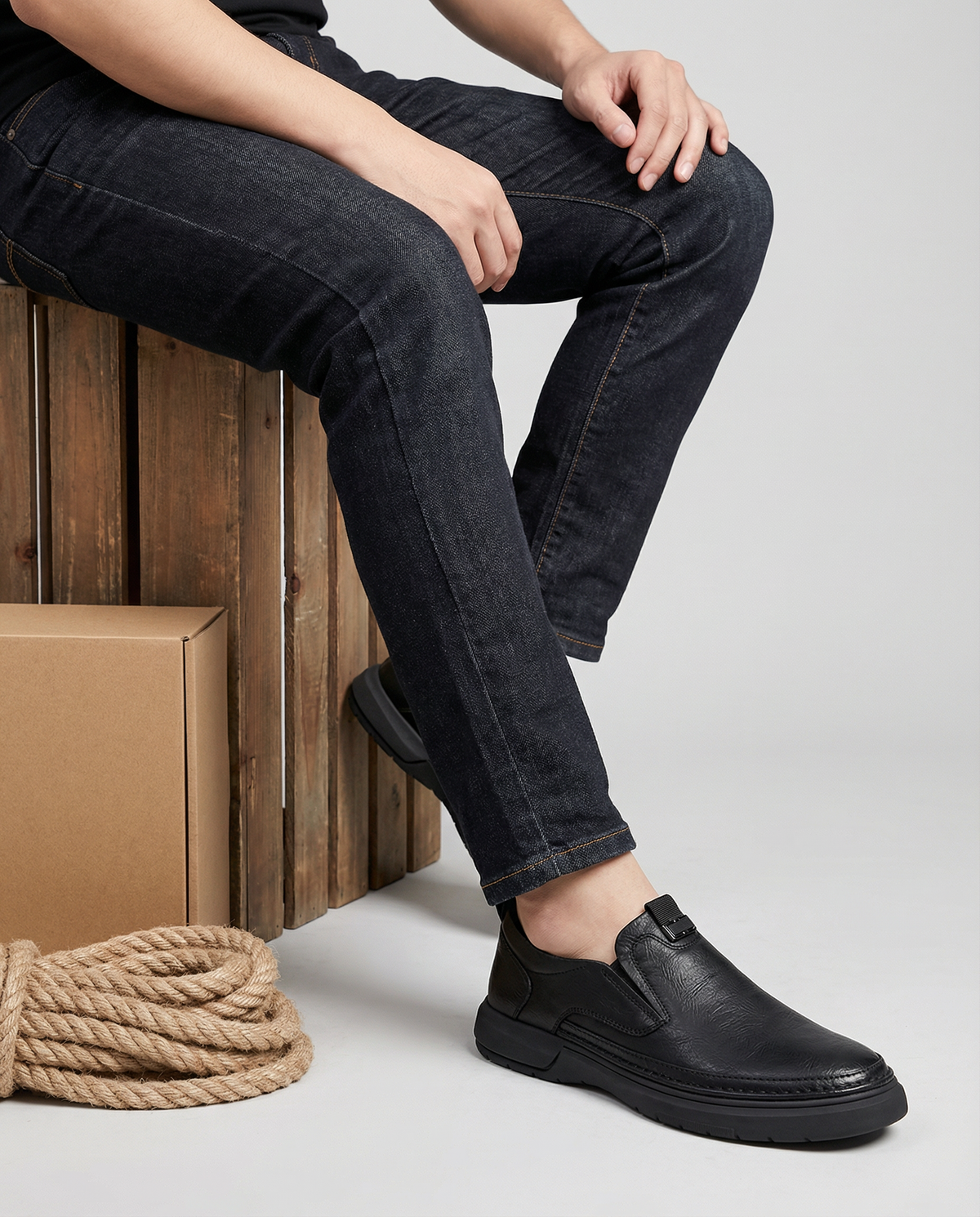Full-Grain Leather Slip-On Shoes with Sturdy Sole