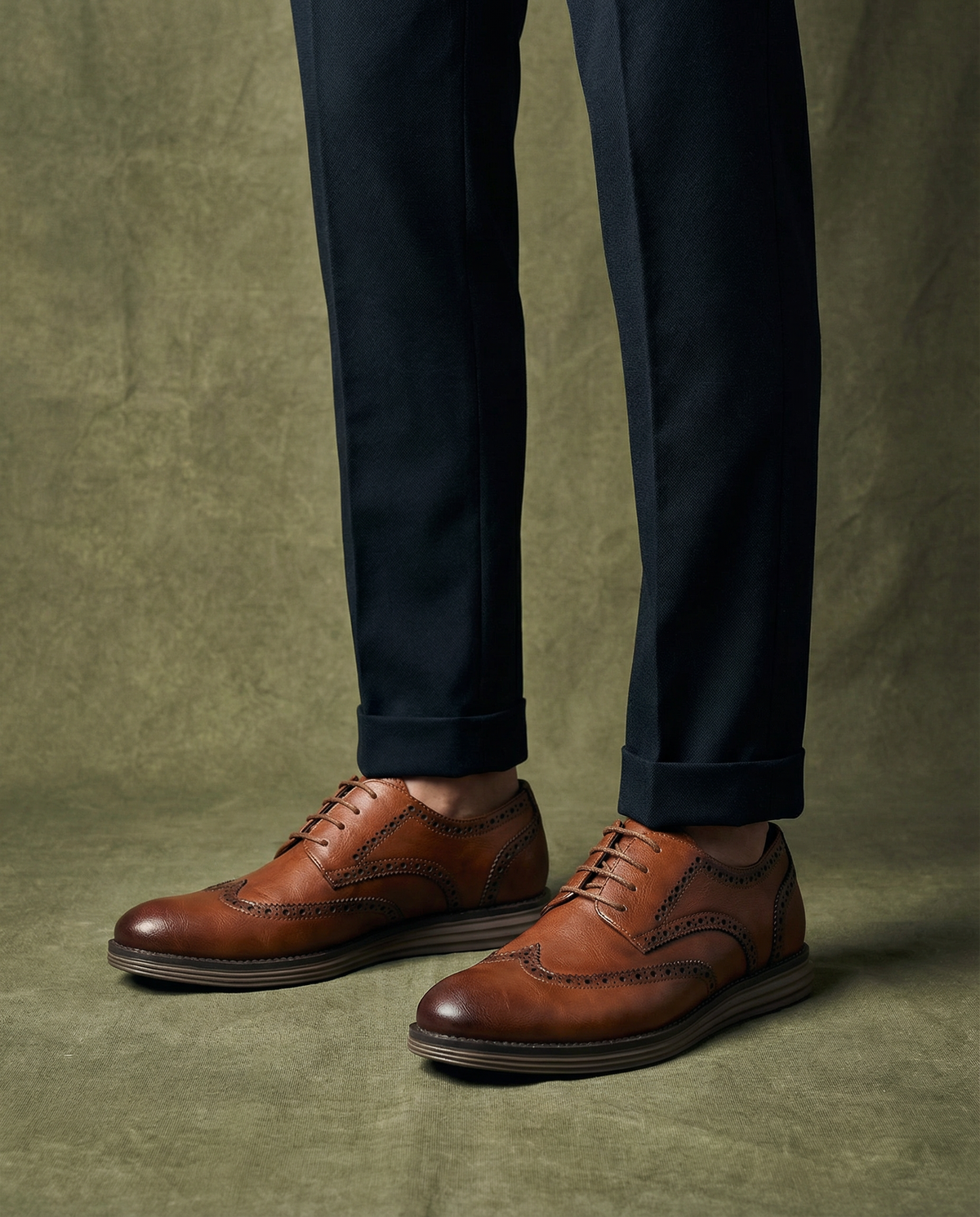 Leather Oxford Shoes with Sturdy Sole