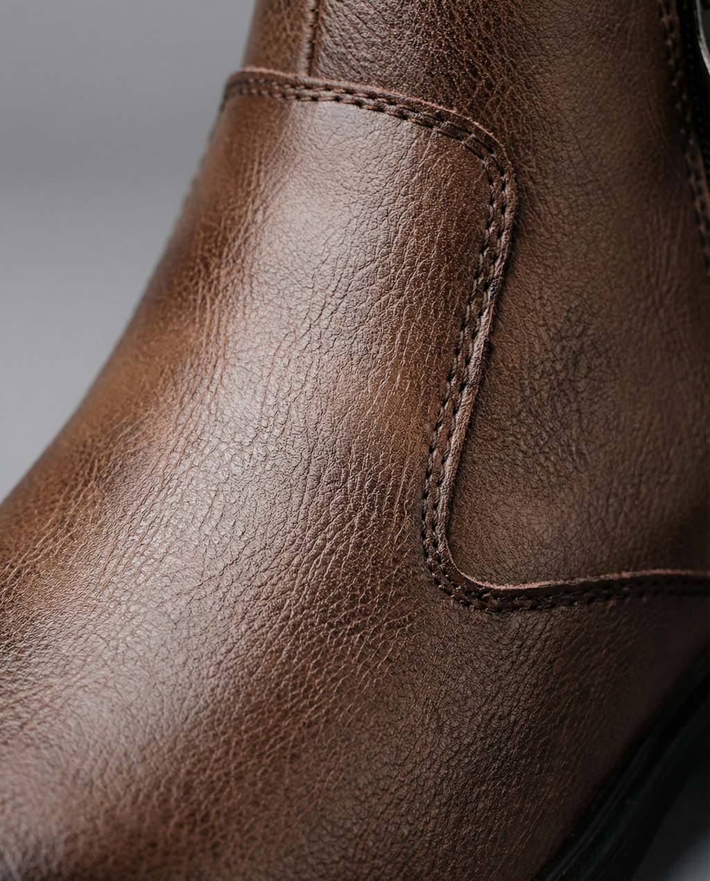 Cowhide Leather Chelsea Boots with Side Zipper