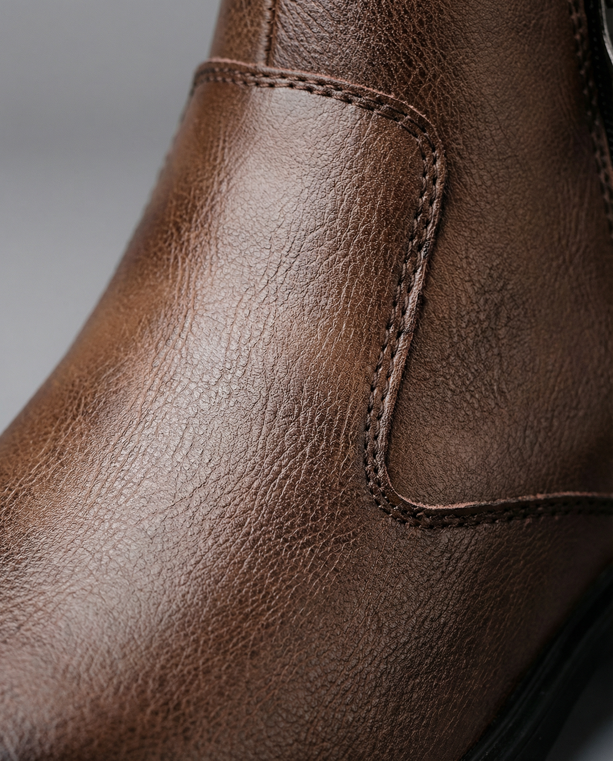 Cowhide Leather Chelsea Boots with Side Zipper