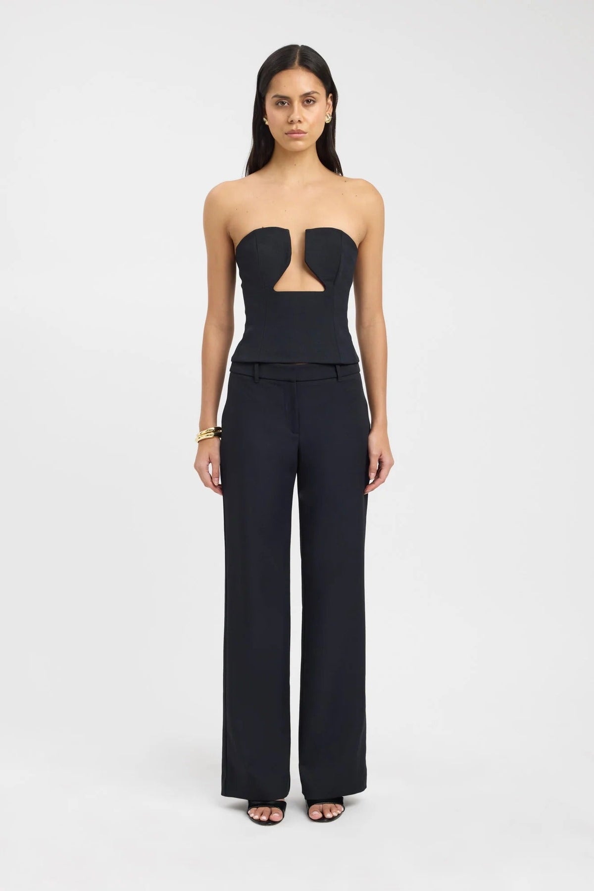 U-Cut-Out Structured Waist Top