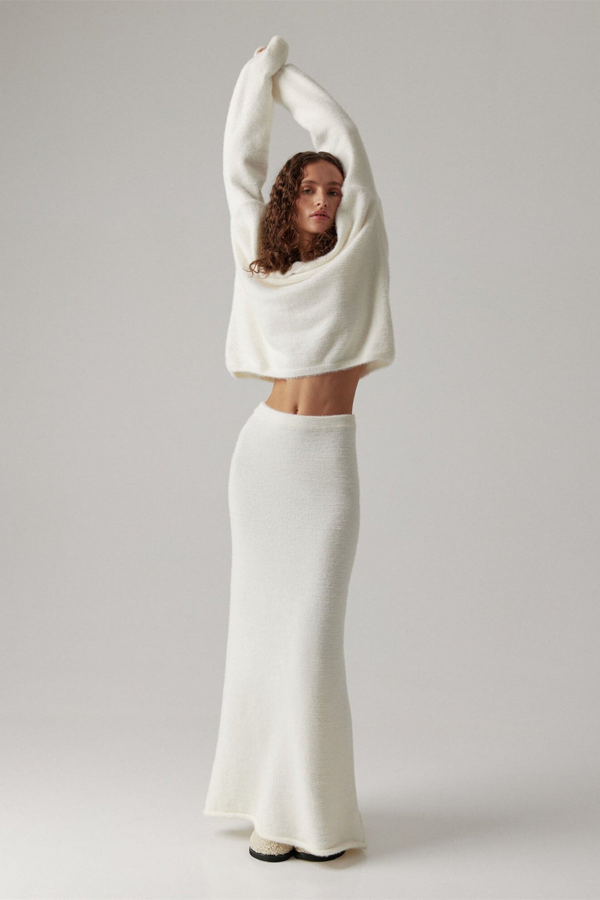 Coordinated Barbara V-Neck Long Sleeves Knit Set