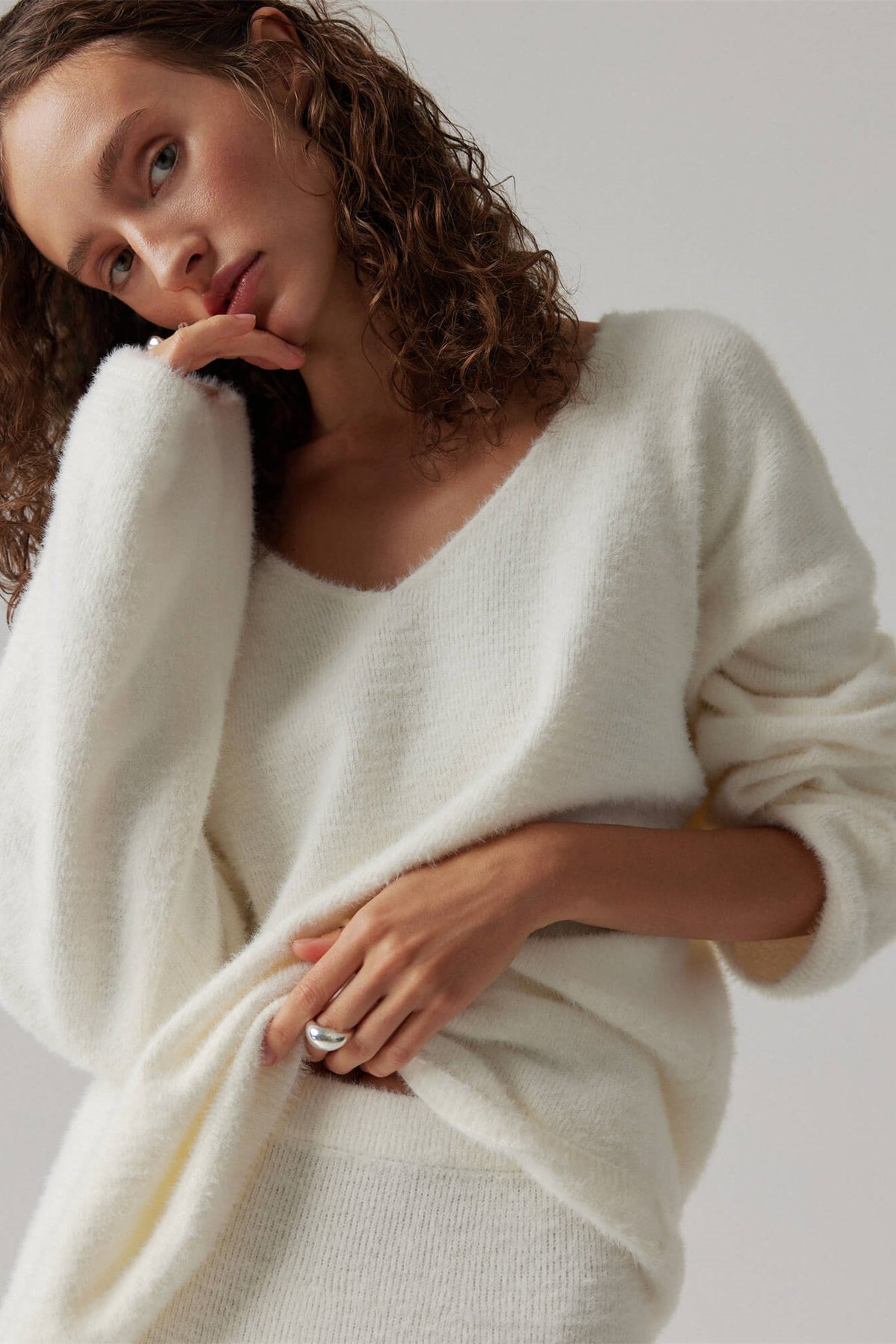 Coordinated Barbara V-Neck Long Sleeves Knit Set