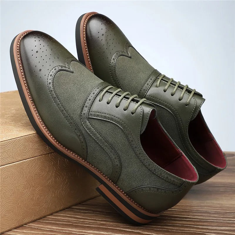 Suede Oxford Shoes with Wingtip Brogue Detail