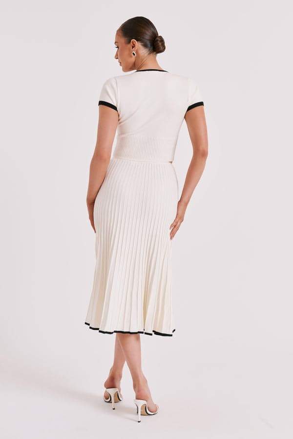 Coordinated Marcia V-Neck Pleated Skirt Set