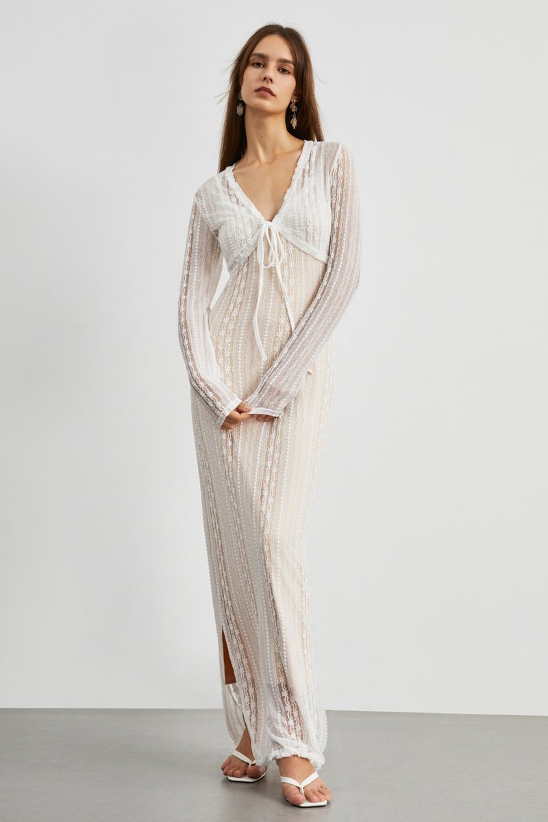 Coordinated Melinda V-Neck Lace Set