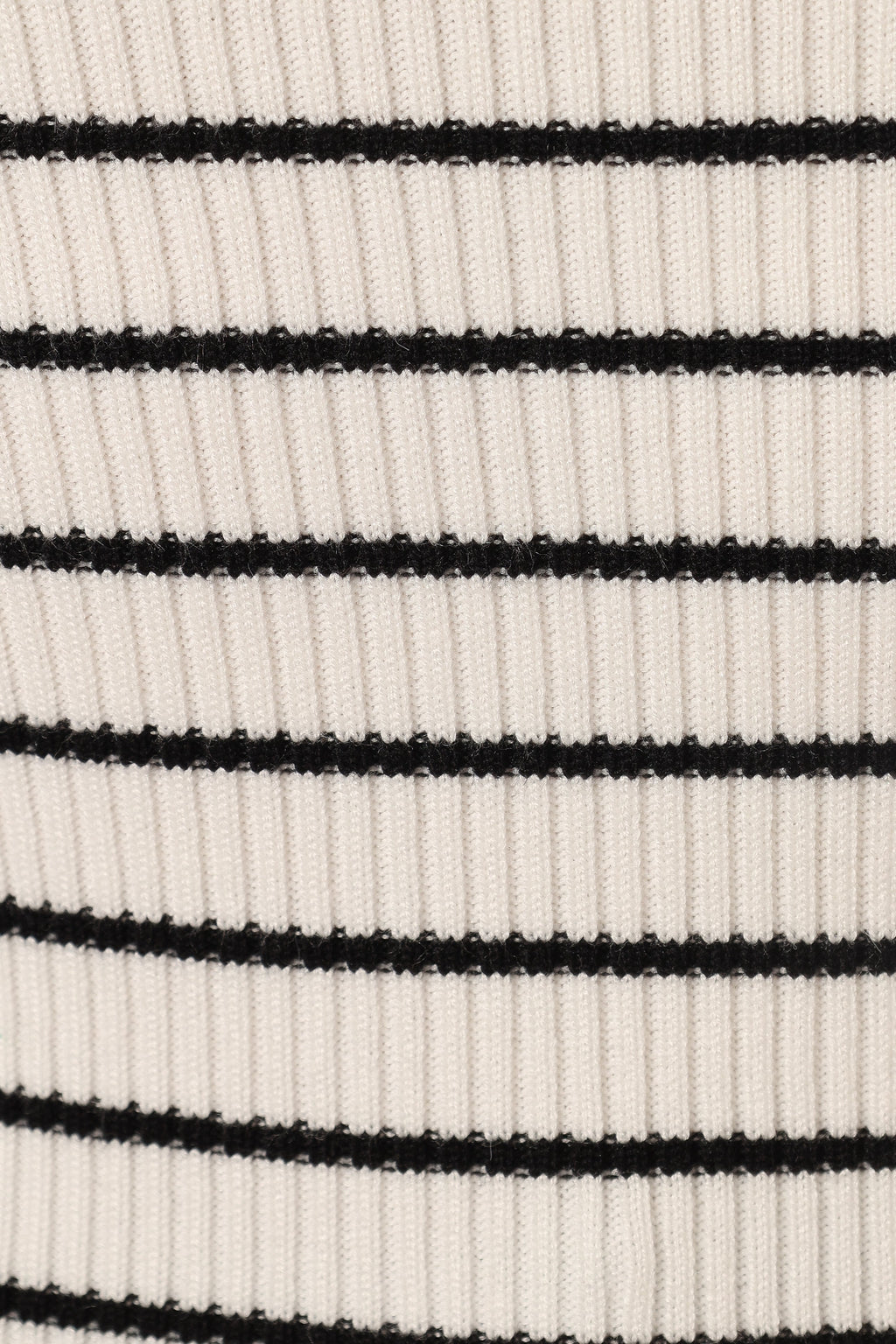 Modern Kiersten Knit Top - White Black