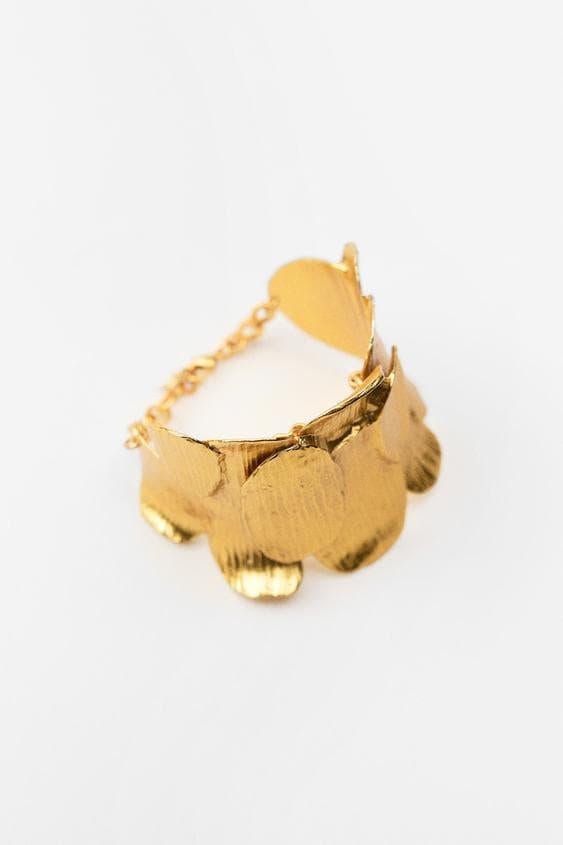 Statement Retro Metal Petal Bracelet