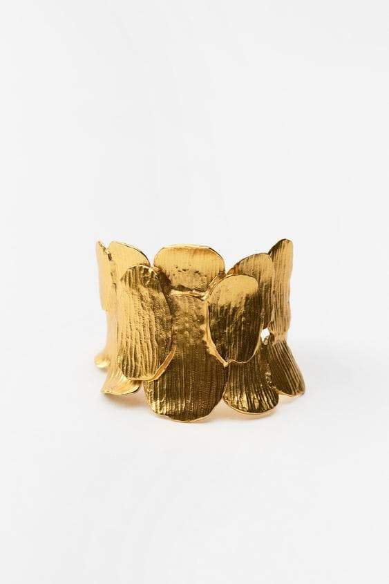Statement Retro Metal Petal Bracelet