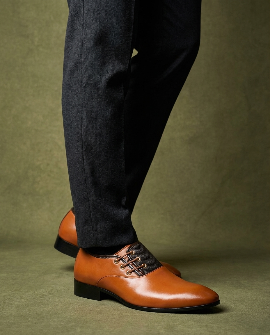 Cowhide Leather Oxford Shoes with Woven Detail