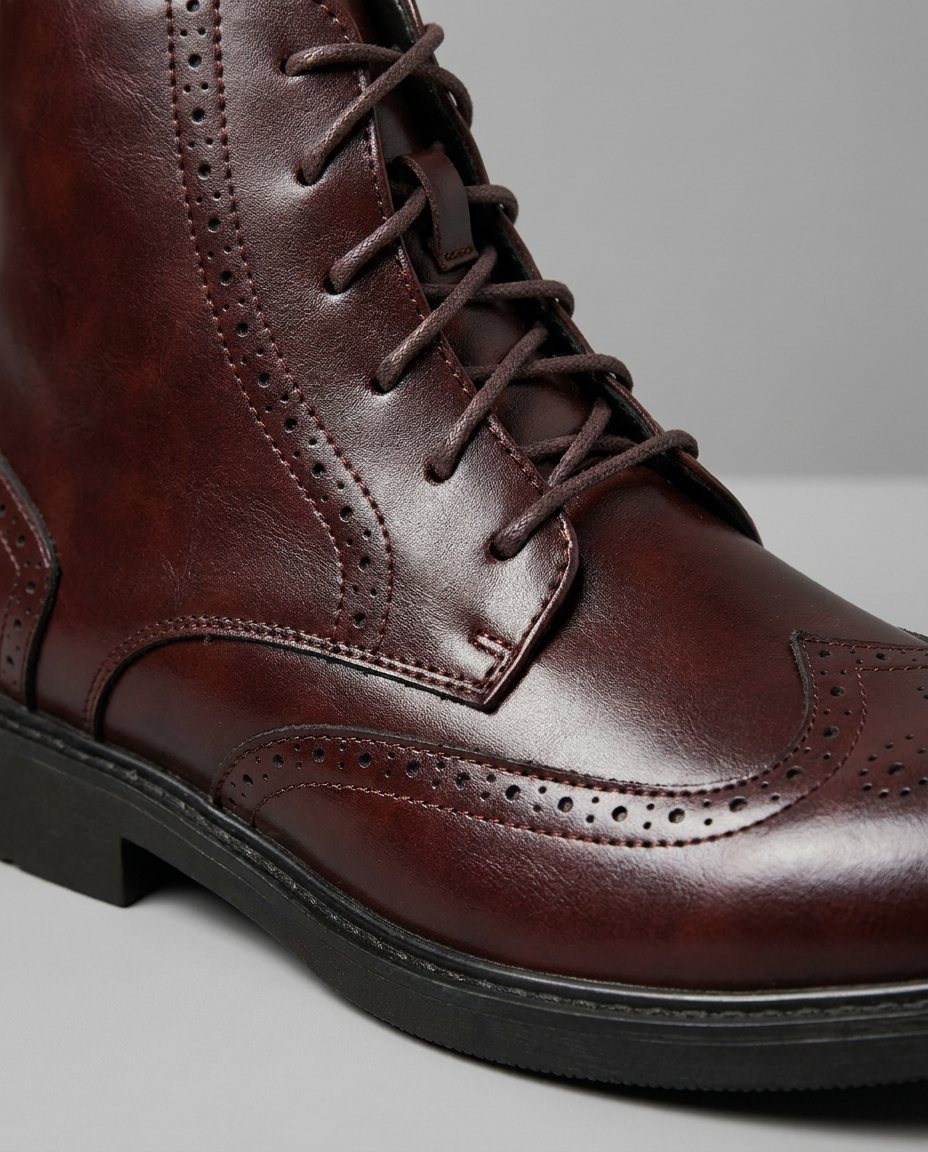 Polished Leather Brogue Boots with Lace-Up Closure