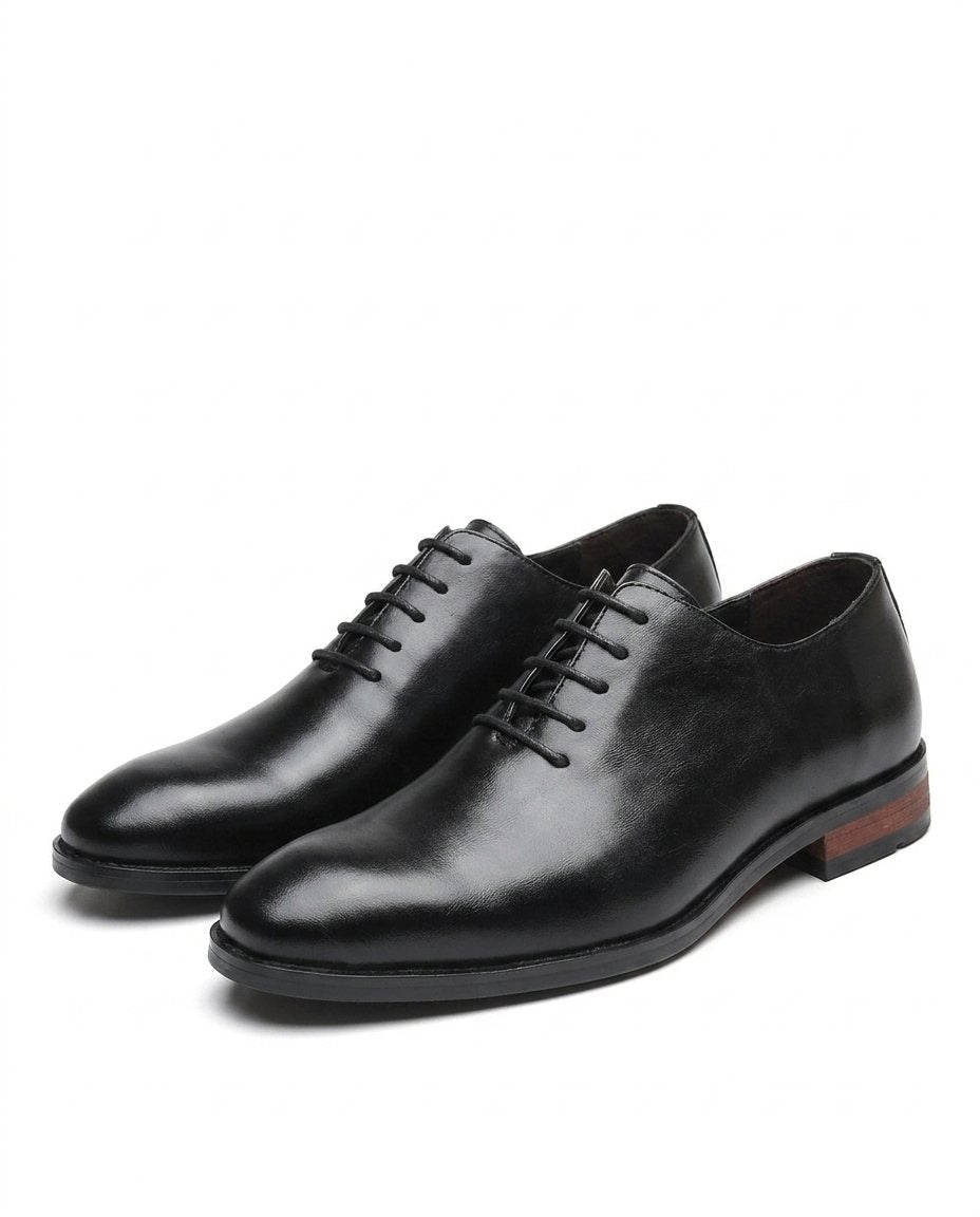 Burnished Leather Oxford Shoes with Lace-Up Closure